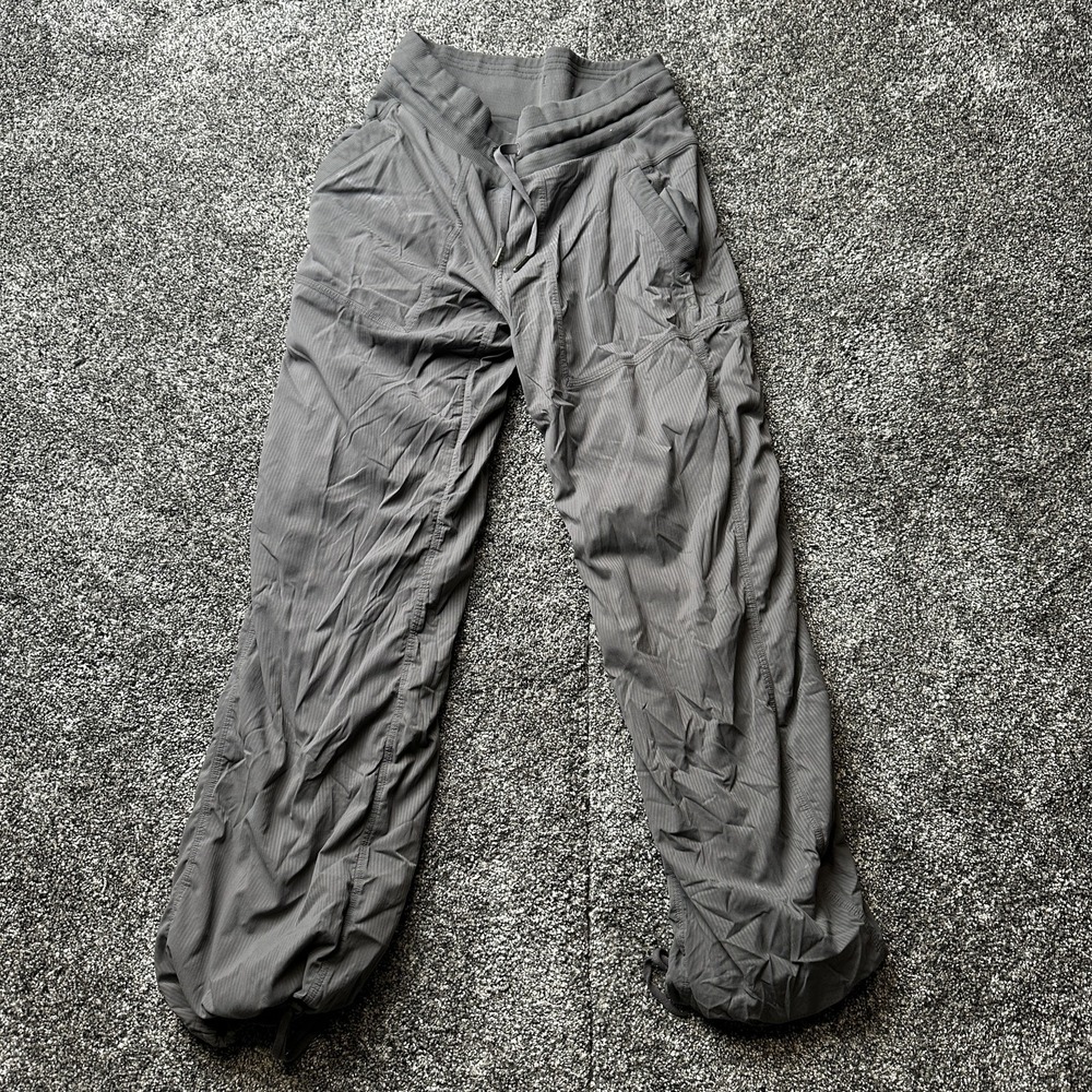 Lululemon‎ Pants Womens 4 Gray Jogger Jersey Drawstring Pockets Tapered